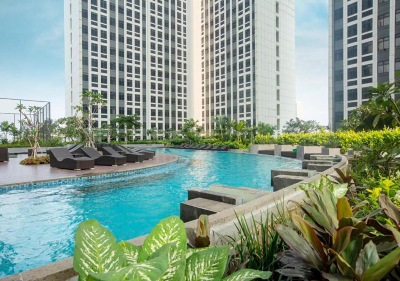 Louis Kienne Cikarang Hotel & Service Apartment ブカシ エクステリア 写真